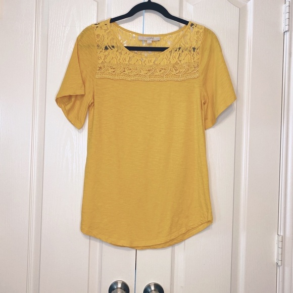 Woman’s Loft Blouse With Lace Details Shorts Sleeves Size XS Mustard Yellow - Picture 2 of 11